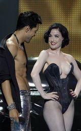 娱乐一周十佳图片(5月16日-5月22日)