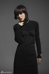 高清图：江一燕登封面掀西欧风 时尚女魔头也清新