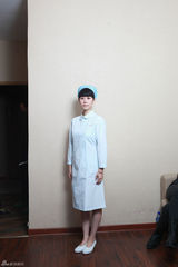 高清图：海清《心术》挑战“美小护” 定妆照曝光