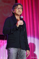 组图：林子祥追忆与张国荣往事 路过跳楼地点仍伤心