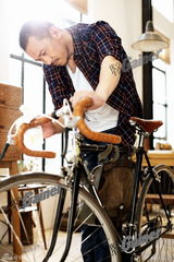 组图：王学兵写真大片 黄金熟男再展成熟魅力