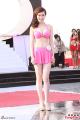 组图：19位入选亚姐泳装出镜 大秀身材性感靓丽