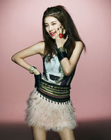 高清图：韩国组合miss A写真 时而可爱时而性感