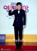 组图：众星亮相SBS演艺大赏红毯 刘在石获大赏