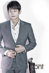 高清图：韩星朴施厚时尚大片 着西装商务范儿