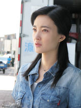 组图：王丽坤《婚巢》素颜扮演媳妇接地气