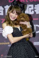 高清组图：日本人气模特藤井莉娜台湾行