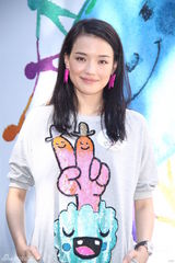 组图：舒淇不回应感情事 当妈五分钟直喊累