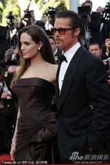 高清组图：《生命之树》首映 朱莉皮特亮相秀恩爱