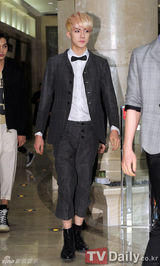 组图：SM家族总动员 SJ酷帅少时性感SHINee个性