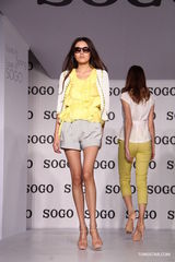 组图：时尚篇春夏服装汇演 张彤吴妍君周莹走秀