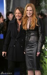 高清图：《随波逐流》首映 安妮斯顿pk妮可-基德曼