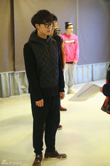 组图：快男巡演北京站彩排 华晨宇继续火星面