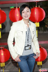 组图：张智霖拉票受欢迎 陈山聪豪门梦碎复出