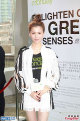 组图：吴千语探班林峰 陈法拉斥绯闻不实