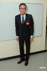 组图：《回到三国》试时装造型 马国明变花甲老人