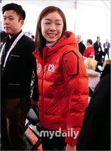 组图：金妍儿参加世界花样滑冰锦标赛抽签仪式