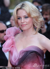 幻灯图集：李沧东《诗》首映 伊丽莎白-班克斯助阵