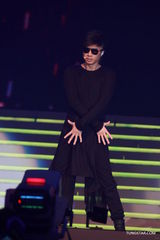 组图：亚洲流行音乐节开幕 古巨基东方神起献唱