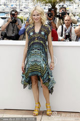 幻灯：伍迪-艾伦新片记者会 娜奥米-沃茨抢镜