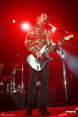 组图：美国摇滚乐队Evanescence赴香港演出