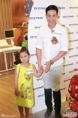 组图：陈豪未知胎儿性别 笑称宝宝旺父