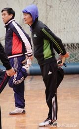 高清组图：景岗山集训照曝光 梦舟将战香港明星