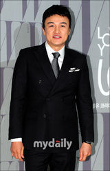 组图：权相佑(权相宇)夫妇少女时代Jessica等出席公益活动