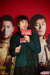 组图：谢霆锋勤宣传《救火英雄》 任达华盼奖项