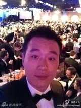 组图：佟大为微博贴《十三钗》金球奖红毯全程