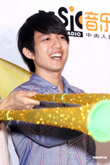 幻灯：S.H.E林宥嘉各拥两首金曲 人气实力受肯定