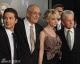 高清：《华尔街2》纽约首映 道格拉斯患病后享艳福