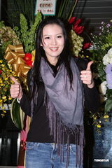 组图：苏打绿小巨蛋激情开唱 Ella现身上台秀舞姿