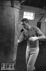 幻灯图集：史蒂夫-麦奎因生前20张未曝光生活照