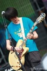 高清：热波音乐节第二天 咖啡因乐队演出