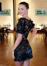 高清组图：辣妈超模米兰达-可儿现身悉尼走秀