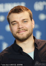 幻灯图：丹麦电影《一家人》记者会 主创齐亮相