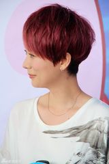 组图：海清亲子节目成孩子王 亲和力十足