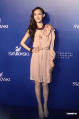 组图：黄立行否认与徐静蕾婚讯 称妨碍结识新女生