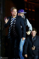 组图：后街男孩亚洲巡演启动 穿唐装喜庆十足