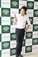 组图：李敏镐帅气出席活动 新剧将演高中生