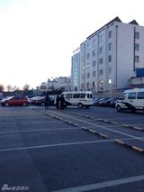 组图：李某某案二审将宣判 囚车驶入法院