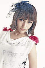 组图：韩首支混血女组合chocolat亮相 精致如娃娃