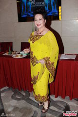 组图：苟芸慧紧实遮掩肥胖 梁汉文称郭伟亮蠢材