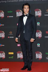 高清图：MAMA音乐盛典中韩艺人竞艳