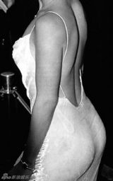 幻灯图：詹妮弗-洛佩兹获评时尚先锋 十年美图欣赏