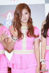 高清组图：Beast等赴港开唱 泫雅望与PSY再合作