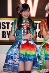 组图：SKE48三位团员来台 彩色裙装亮眼抢镜