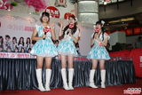 组图：SKE48成员亮相香港 短裙性感秀美腿
