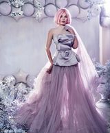 组图：伊丽莎白-奥尔森登杂志 化身冰雪精灵